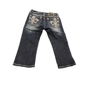 MISS ME Rhinestones embroidered capri jeans